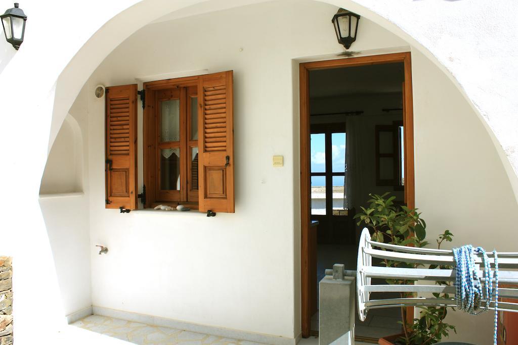 Matina - Stavros Traditional Houses Koronos الغرفة الصورة